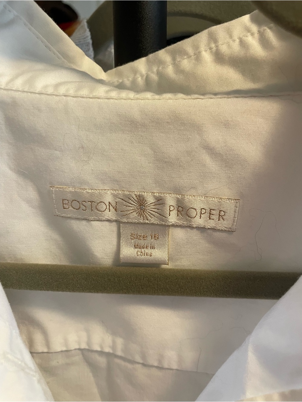 Boston Proper White Button Down Shirt Classic Stretch Blouse 16 - Picture 3 of 6